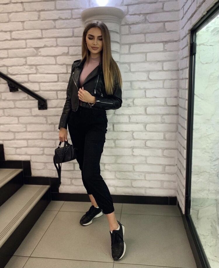  24087241  , 27 ,    -