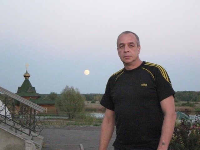  7588941  KonstantiN, 58 ,    