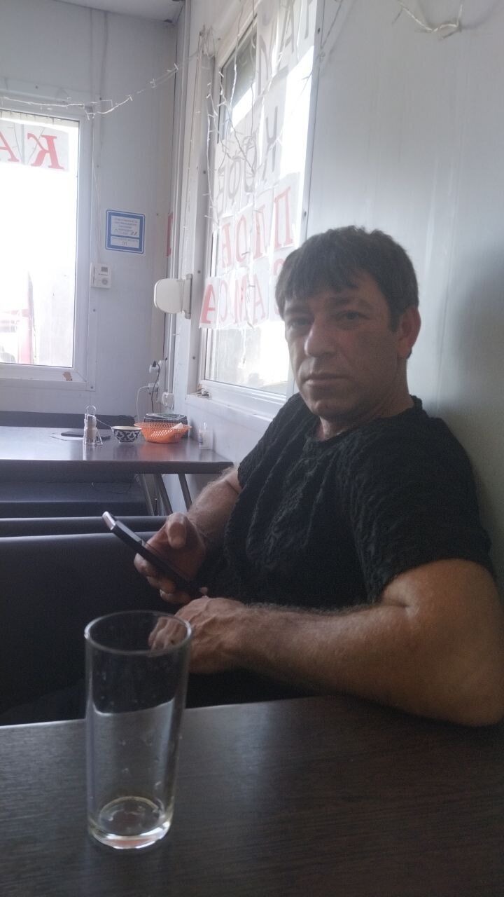  44359561  , 46 ,    
