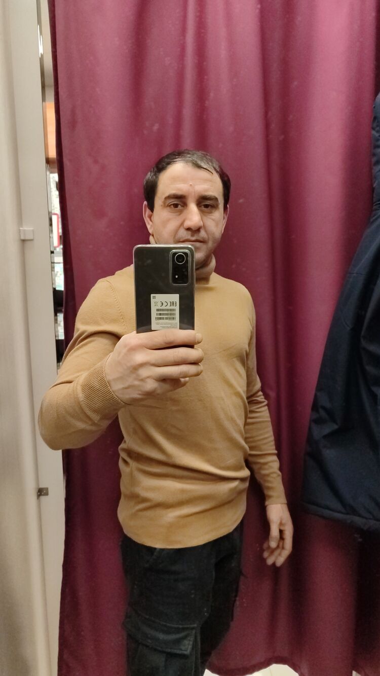  39219141  Habib, 49 ,    