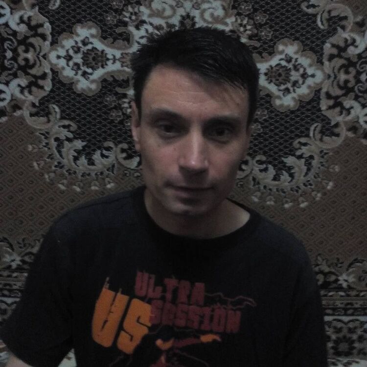  9408331  Leonea, 50 ,    