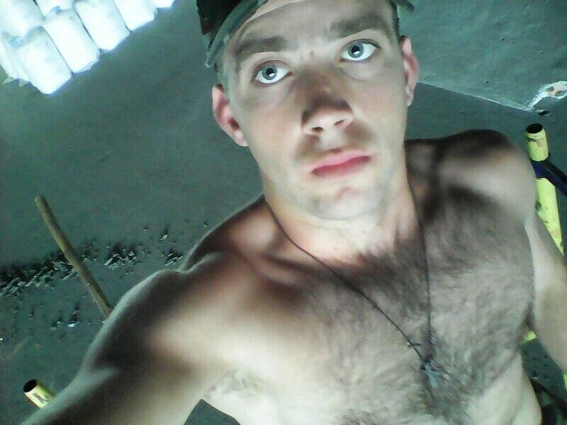  23394911  , 30 ,    