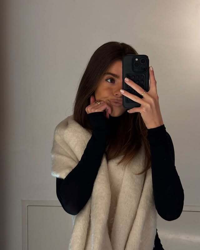 ���� 50794211 ������� Eva, 27 ���, ���� ���������� � Praha