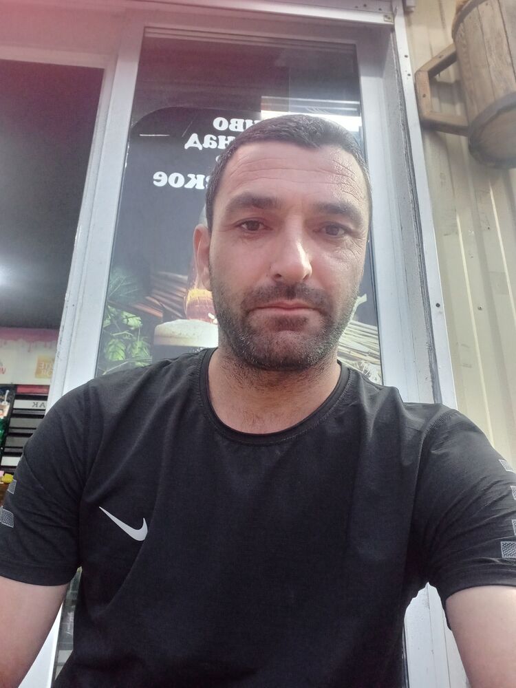  43410801  Andranik, 35 ,    