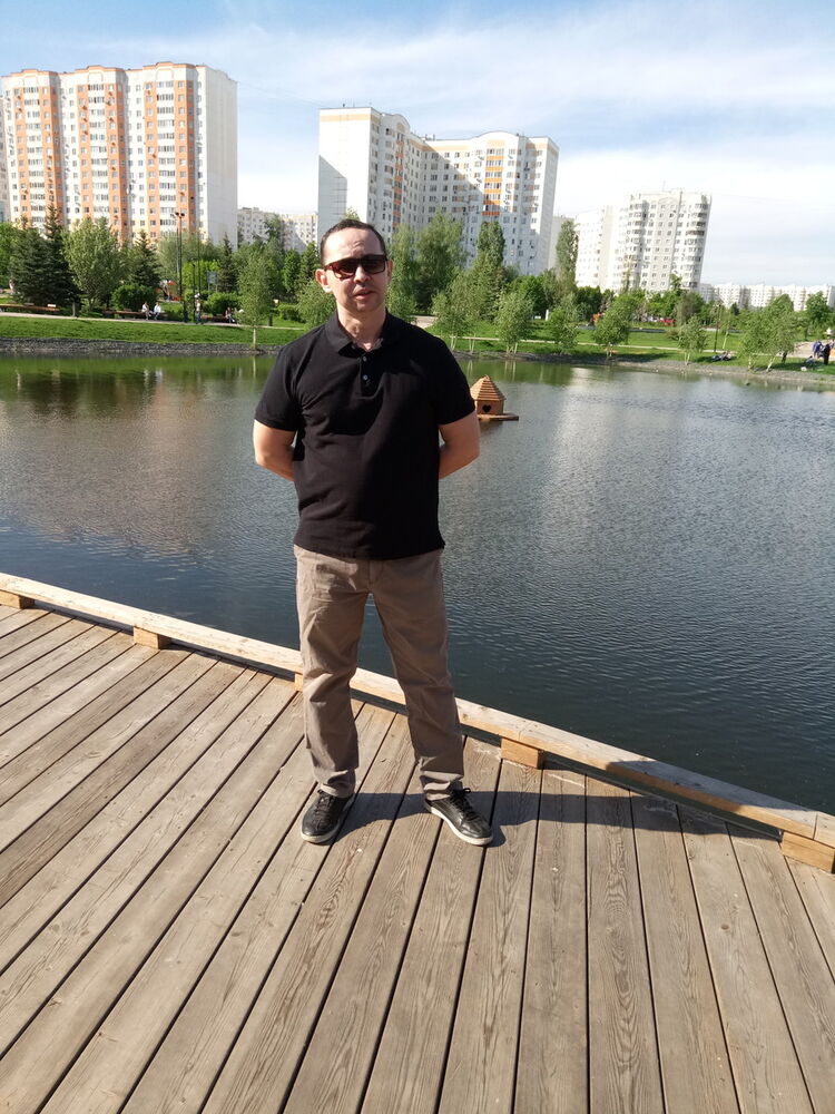  ,   Neil, 39 ,   ,   , c 