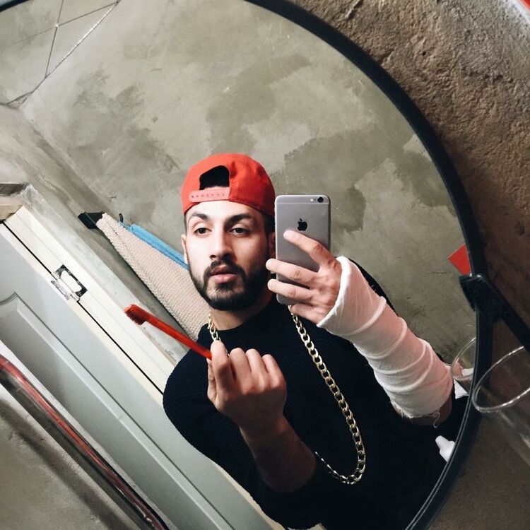 ���� 8418851 ������� ����, 33 ����, ���� ���������� � ������