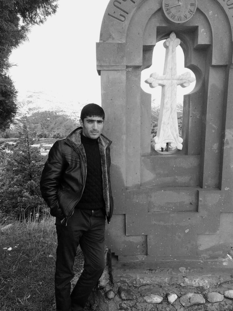  ,   Noro, 32 ,   