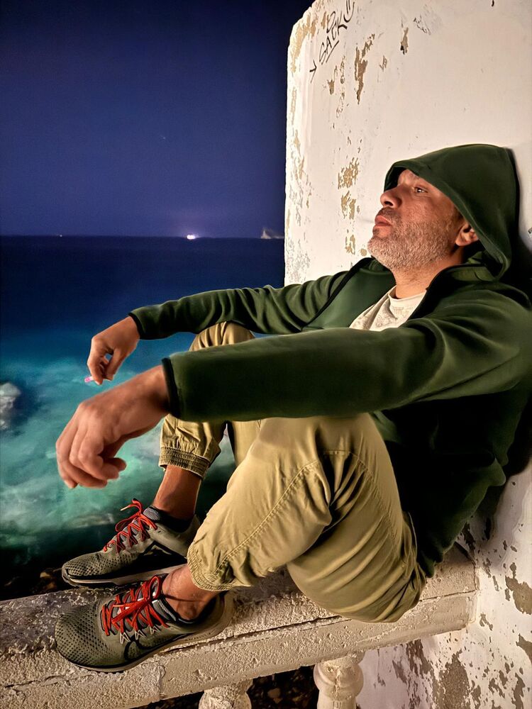  Benidorm,   Yarik, 39 ,   ,   