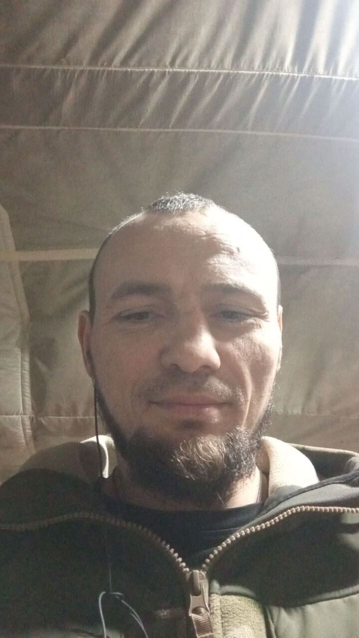  40085901  Saharan, 40 ,    --