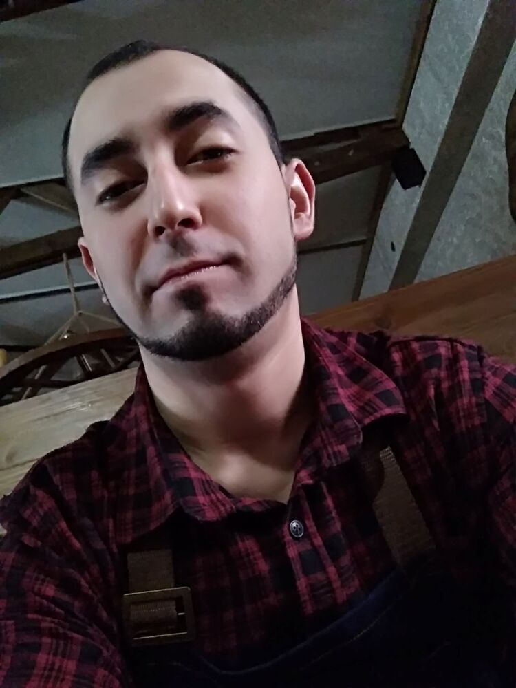  ,   LuckyBoy, 29 ,  
