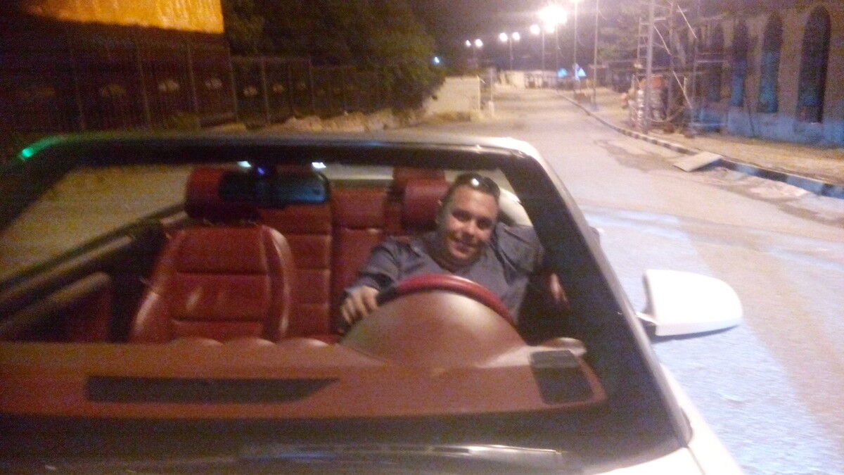  17987131  Ivan, 45 ,    