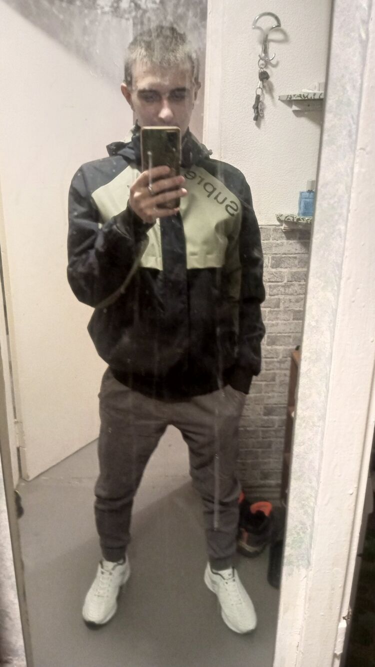  41979771  , 25 ,    