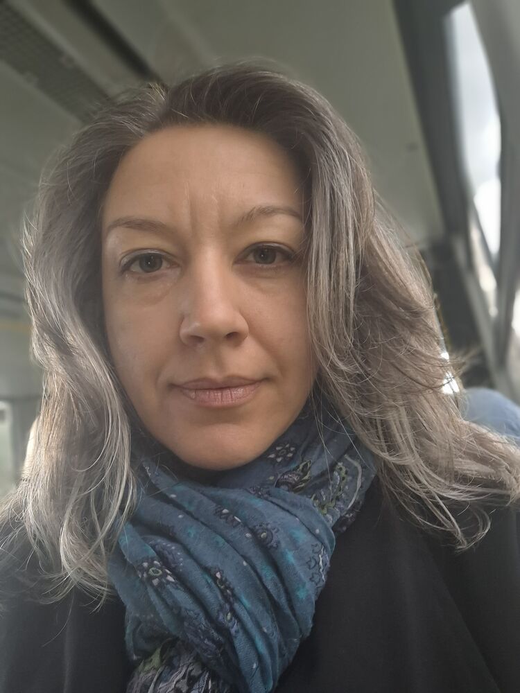  52573421  Ludmila, 46 ,    