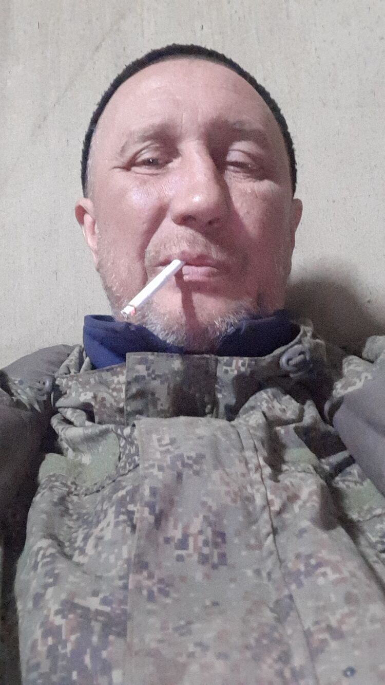  39350831  , 52 ,     