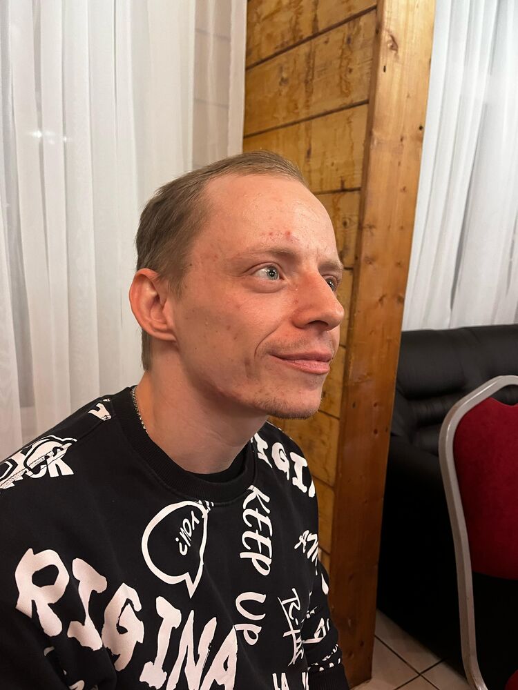  52326021  Andrey, 30 ,    
