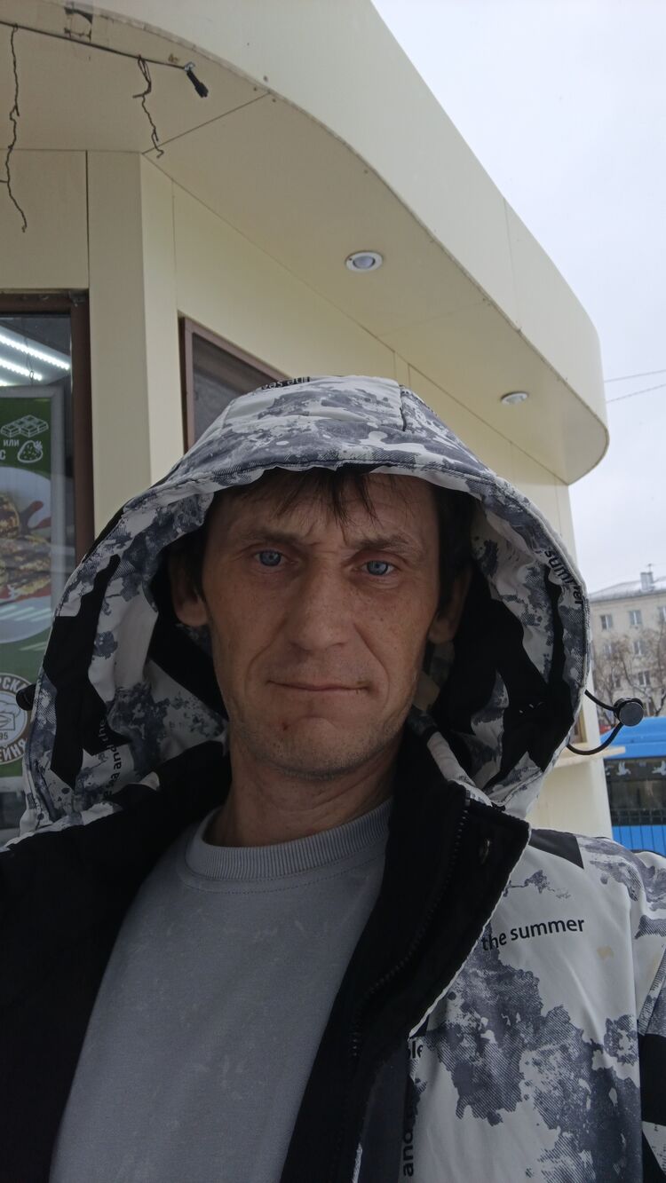  54777301  Qwertyuiopas, 41 ,    