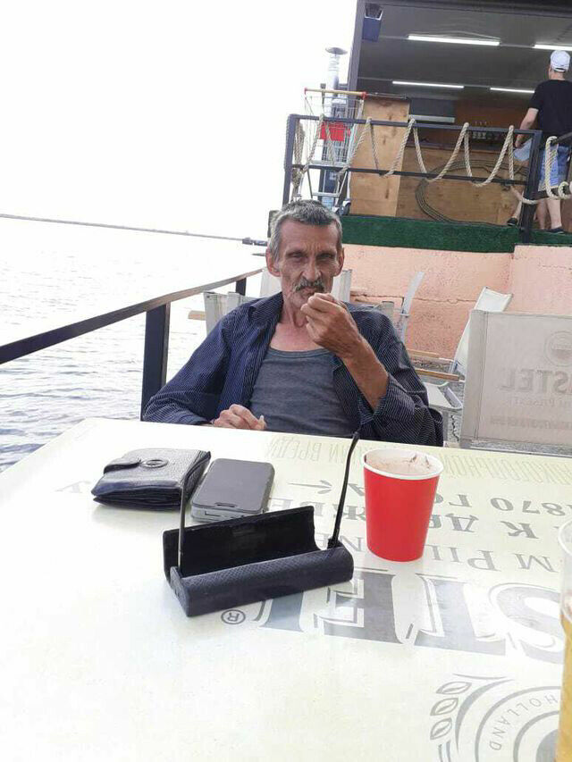  21448941  Urij, 57 ,    