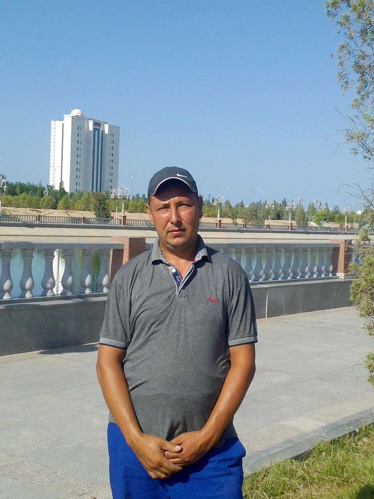  24415841  Aman, 41 ,    