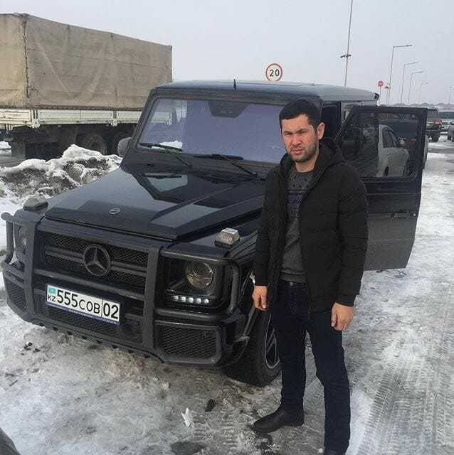  15715201  Azamat, 40 ,    