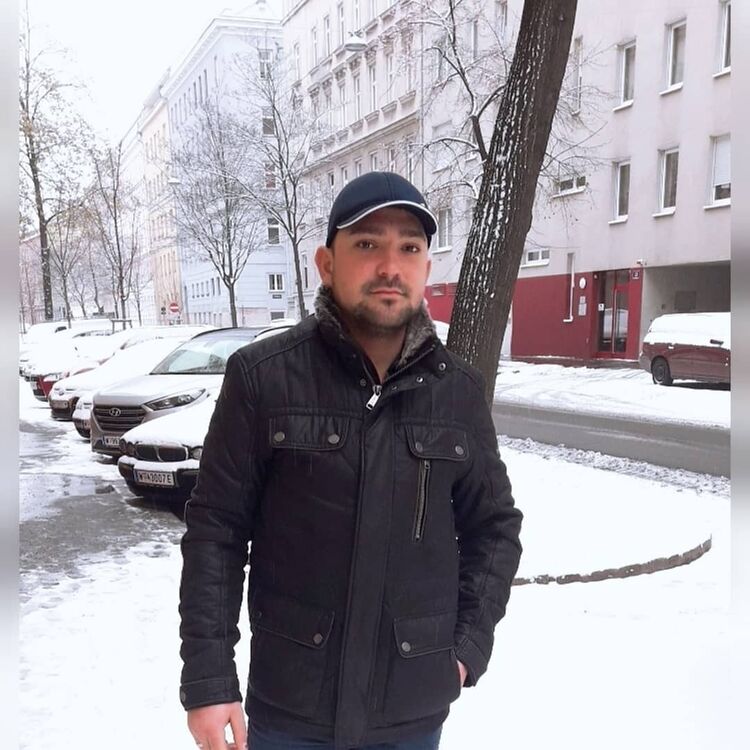  ,   Max, 33 ,   ,   , c 