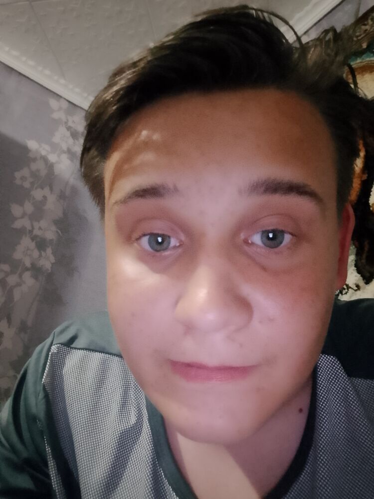  43929011   , 19 ,    