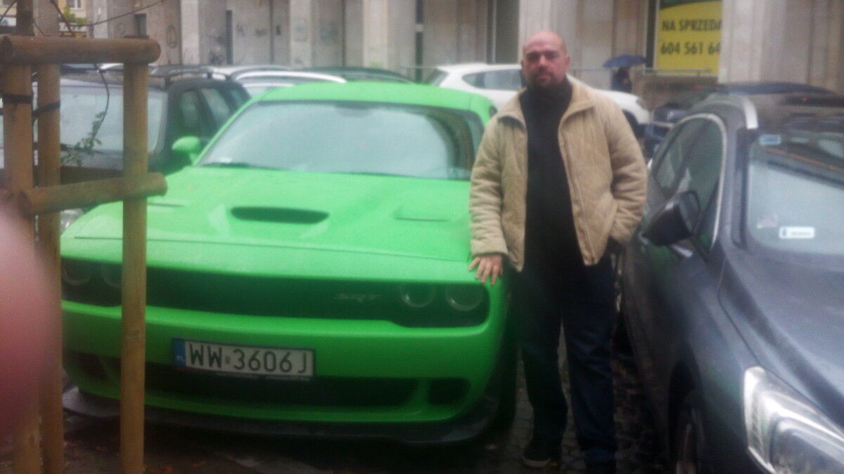  10693201  Ivan, 42 ,    