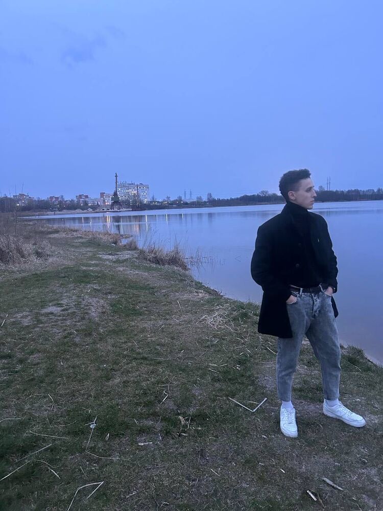  -,   Daniil, 25 ,   ,   , c , 