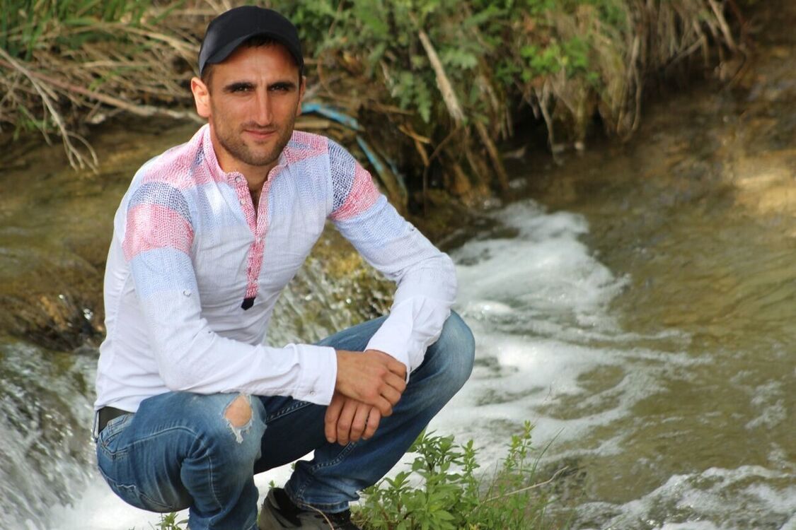  21369161  Kemal, 36 ,    