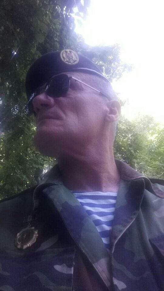  48025031  Victor, 64 ,    