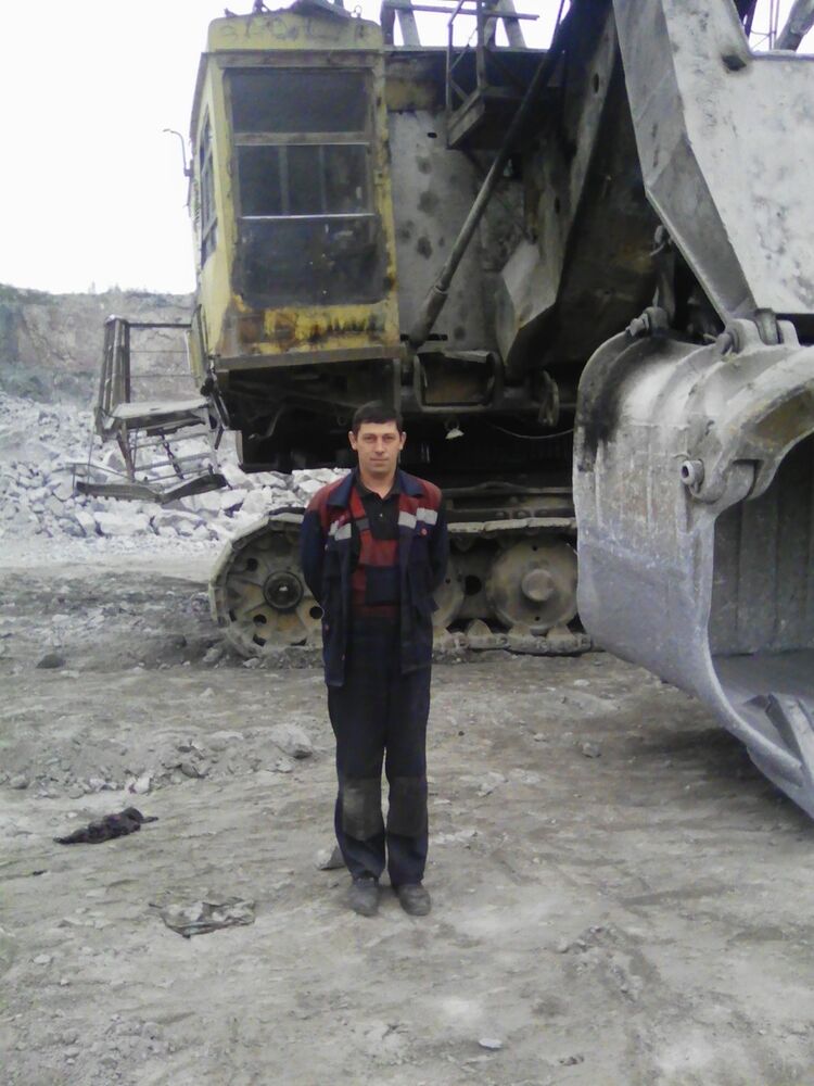 9432431  , 43 ,    