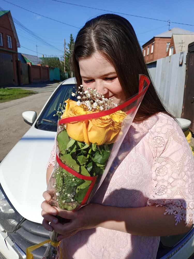  45000681  Alena, 27 ,    