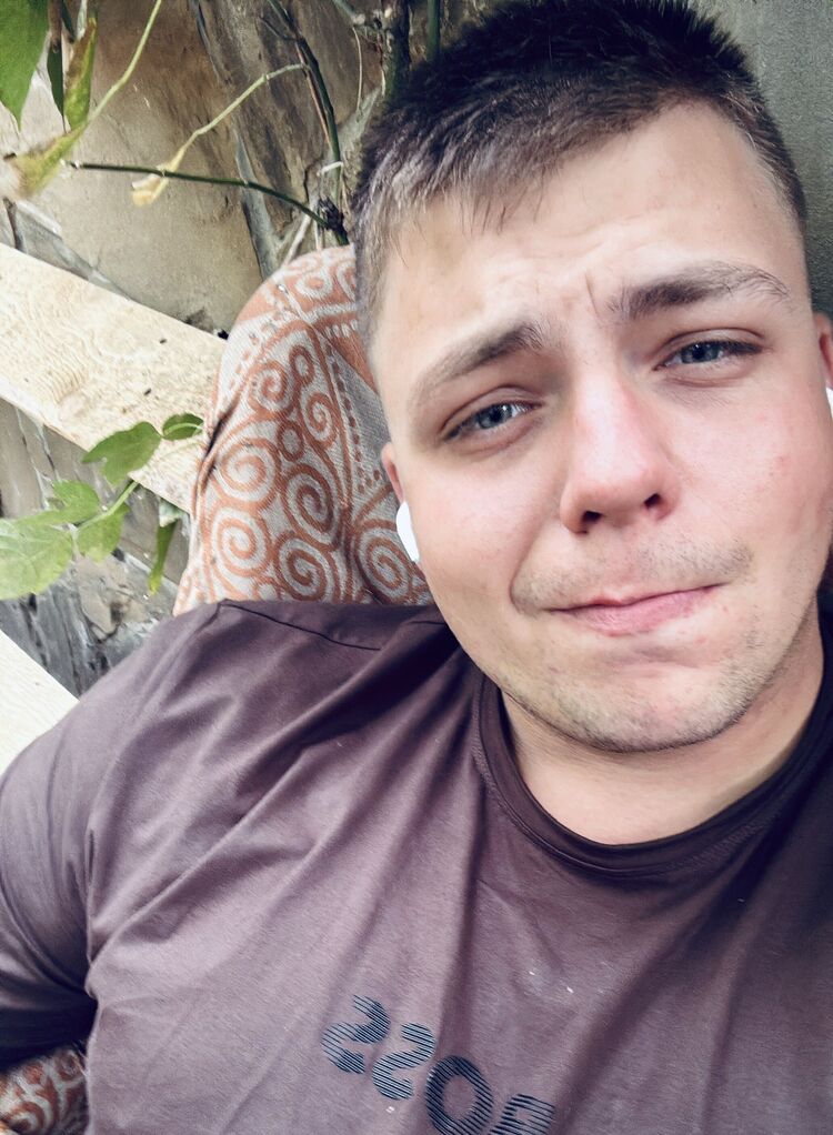  53719441  , 27 ,    -