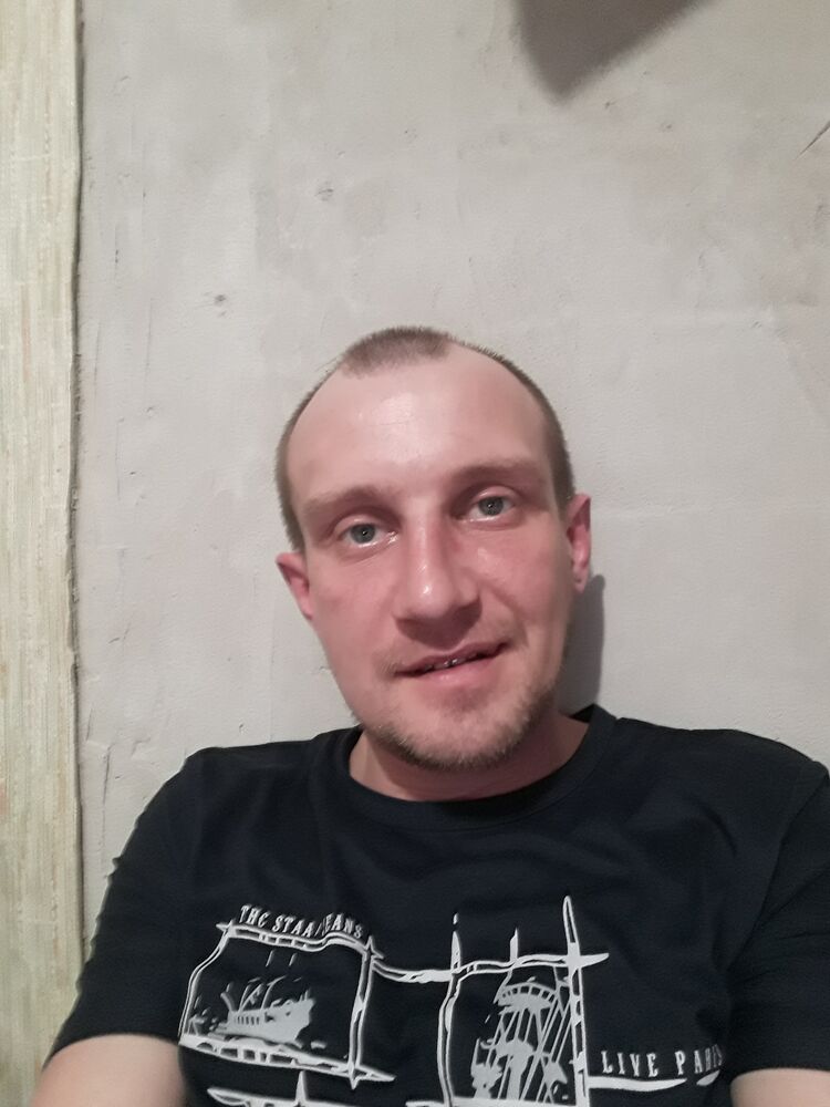 ���� 25220571 ������� ˸��, 37 ���, ���� ���������� � ������������