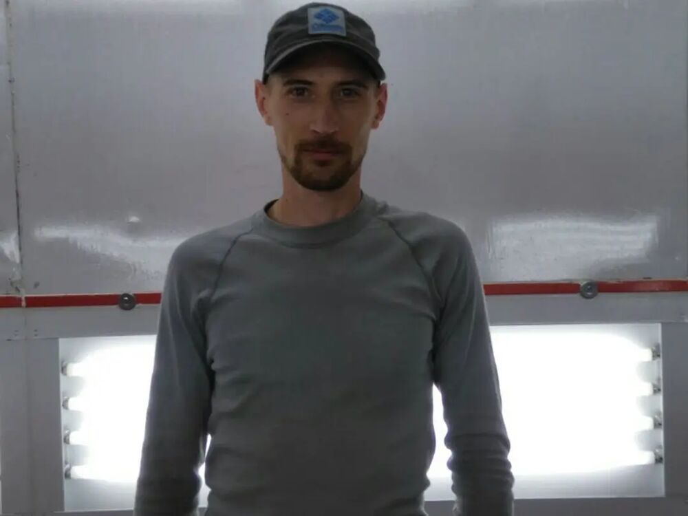  47721701  Konstantin, 40 ,    
