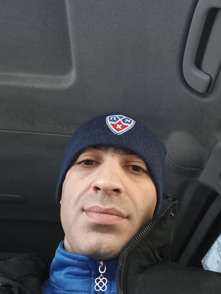 ���� 31888961 ������� Vusal, 40 ���, ���� ���������� � ��������������