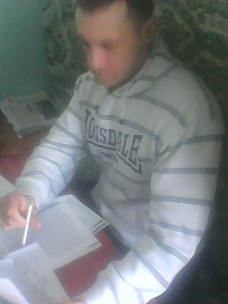  -,   Advokat, 40 ,   ,   , c 