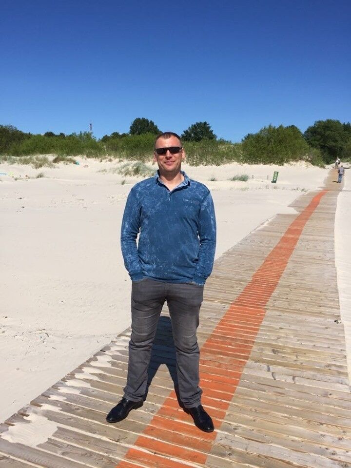  ,   ANDREY, 43 ,   