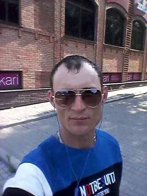  ,   Ruslan, 40 ,     , c 