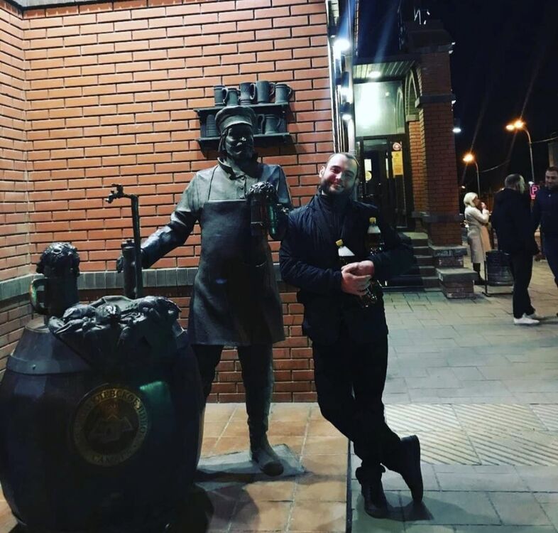  27671111  Nikita, 30 ,    -