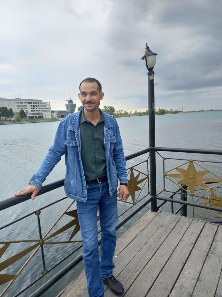  ,   Povwen, 44 ,   ,   