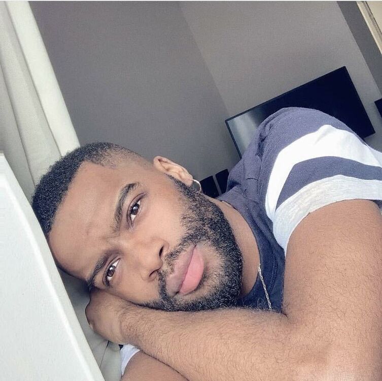  27075541  Ernest, 35 ,    -