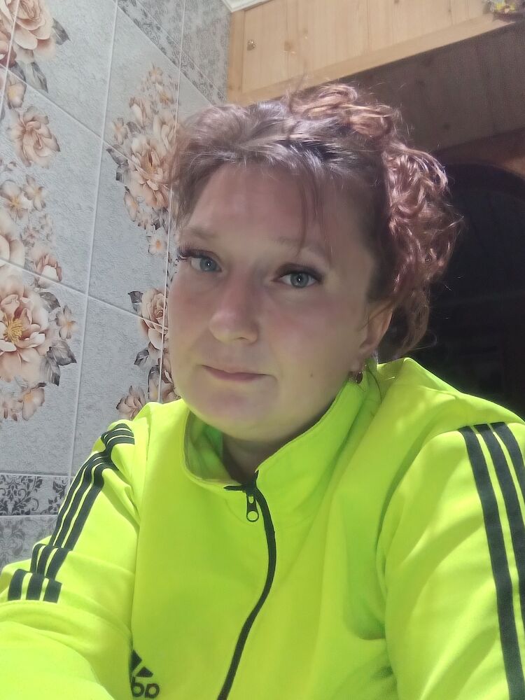 46744421  Natalia, 100 ,    