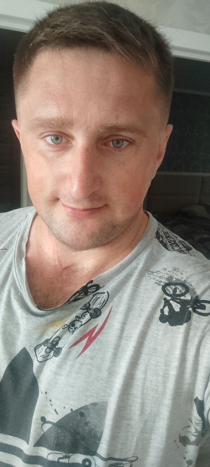  53893421  Seregad, 38 ,    