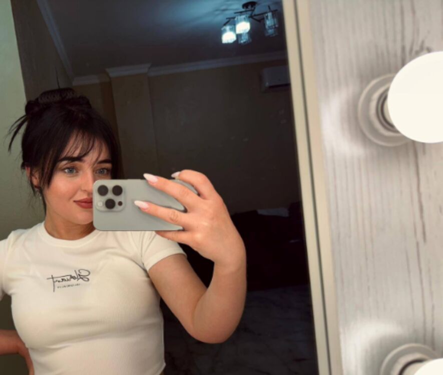  --,   , 26 ,  