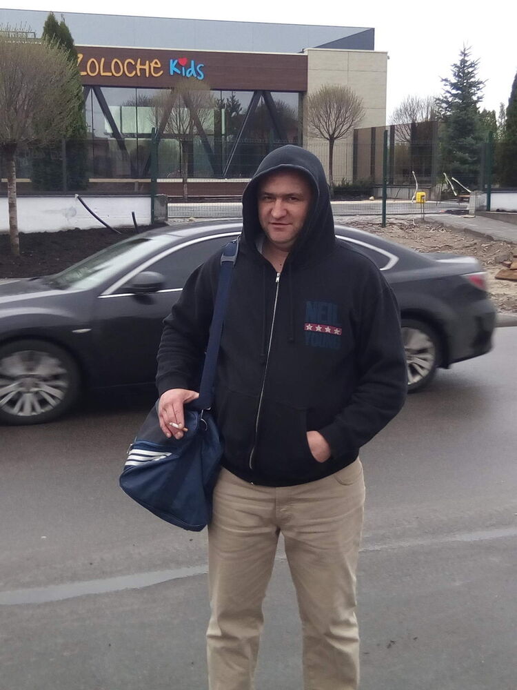  ,   Vasil, 41 ,   ,   , c 