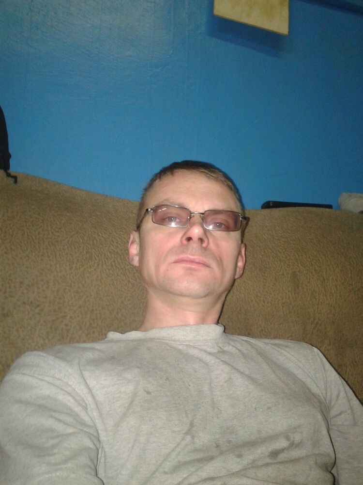  ,   Denis, 44 ,   , 