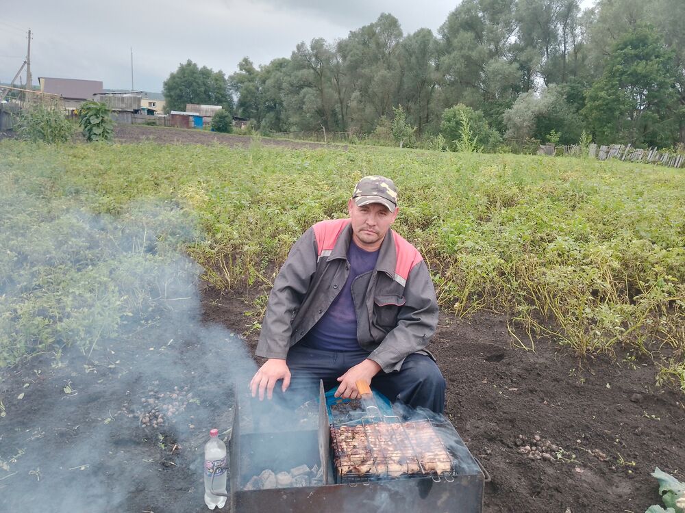  46671061  Sergey, 40 ,    