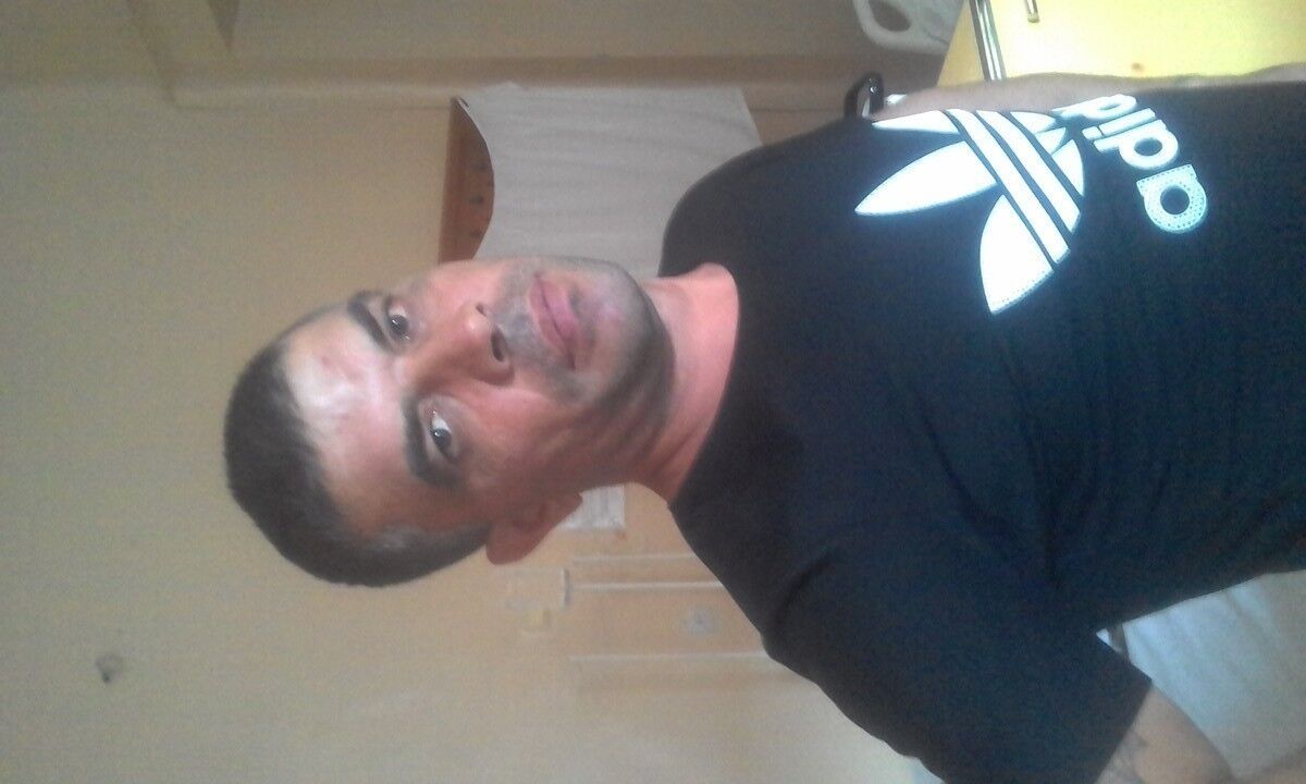  17249771  Vasile, 48 ,    