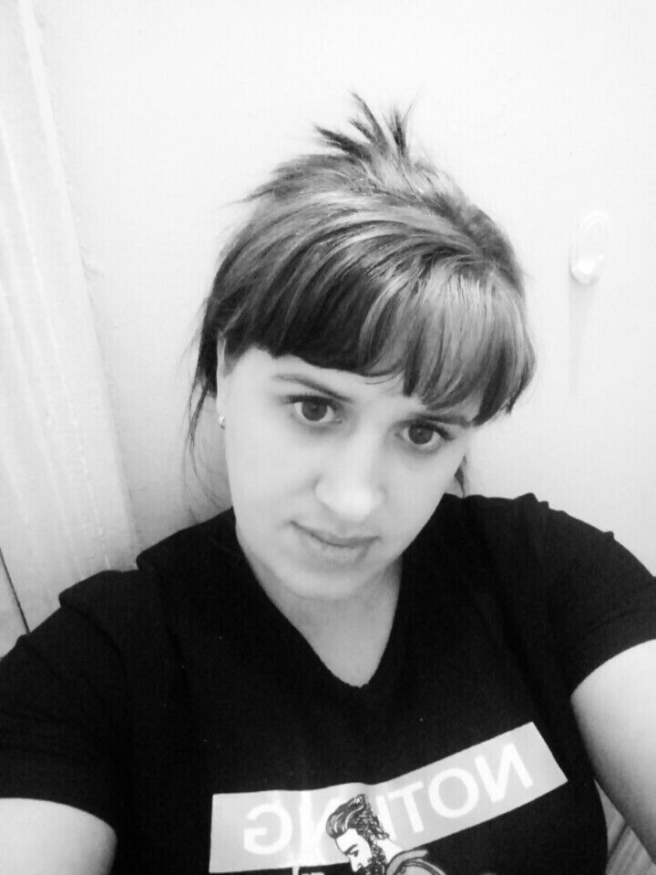  26145971  , 37 ,    