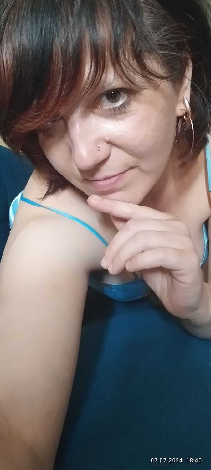  44613341  , 40 ,    